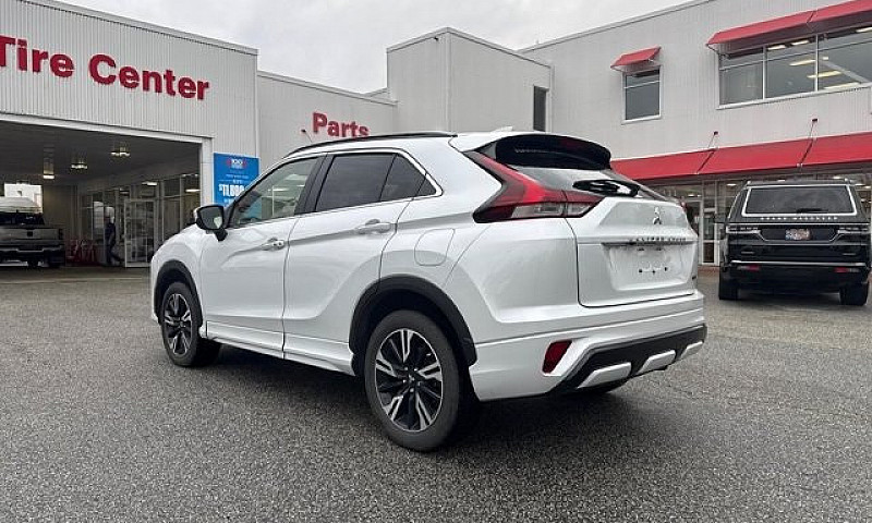 2024 Mitsubishi Ecli...