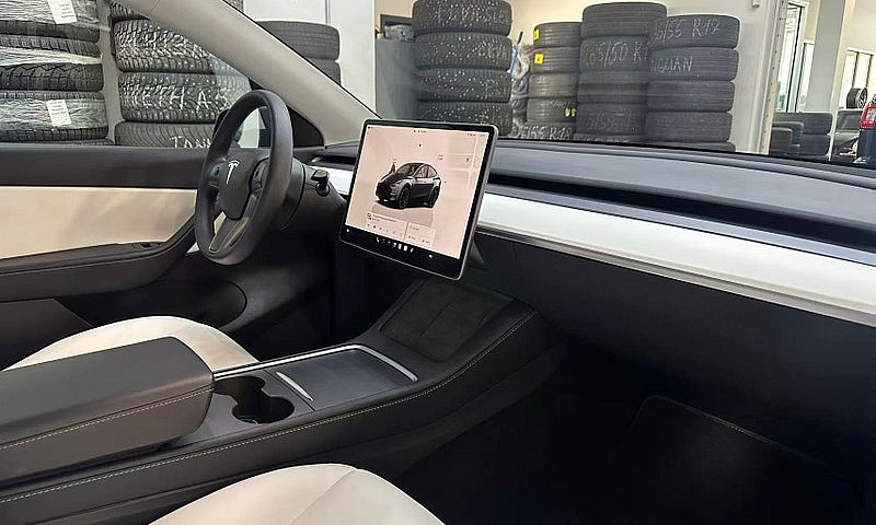 2022 Tesla Model Y P...