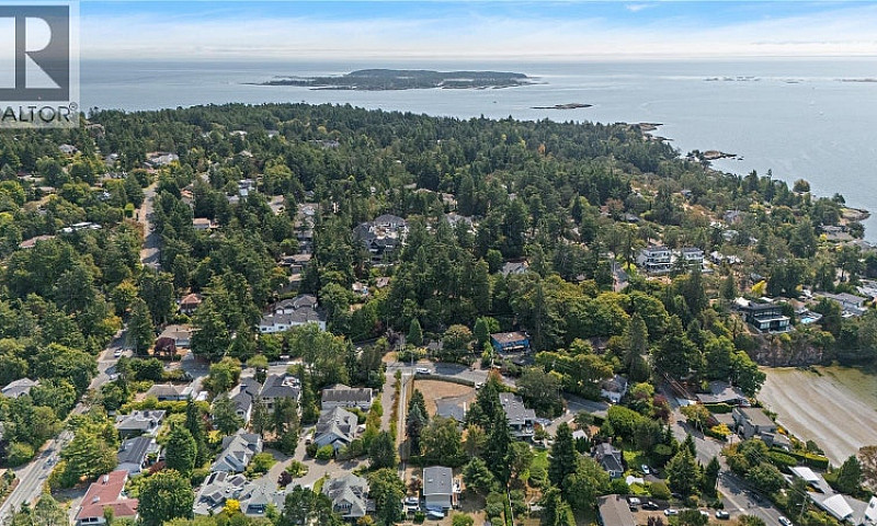 3934 Telegraph Bay R...