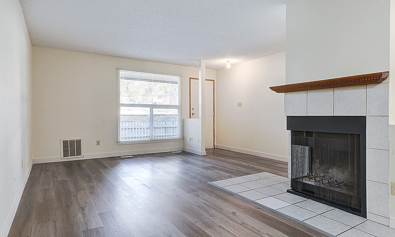 Townhomes For Rent I...