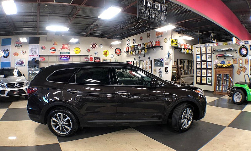 2018 Hyundai Santa F...