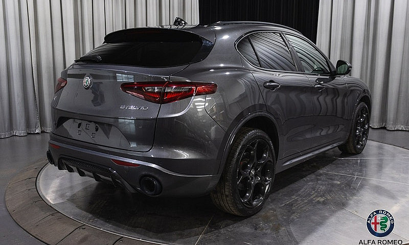 2022 Alfa Romeo Stel...