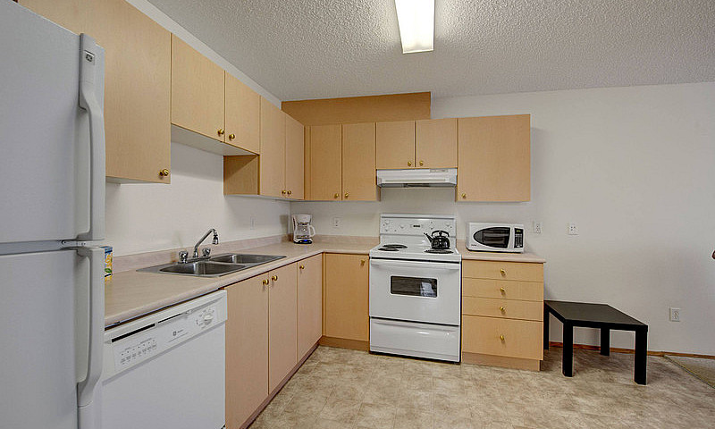 2 Bed X 1 Bath Apart...