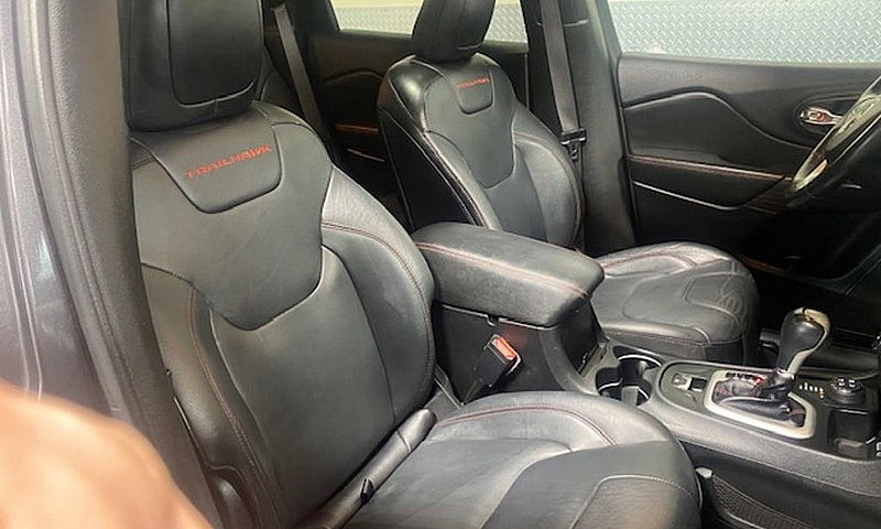 2015 Jeep Cherokee T...