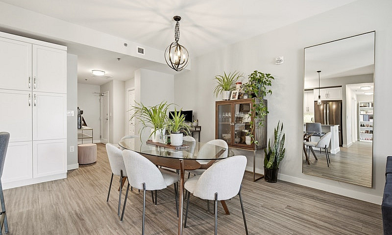 2 Bedroom 2 Bath Bri...