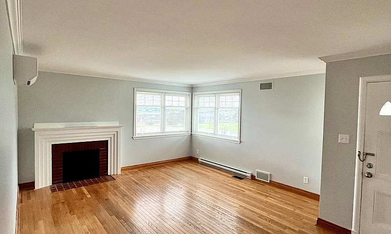 2-Bedroom Unit In Sy...