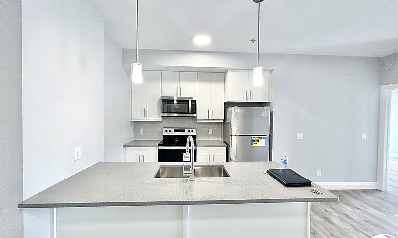 2 Bed 2 Bath - Condo...