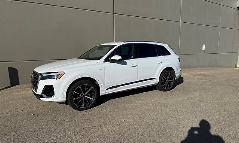 2026 Audi Q7 Progres...