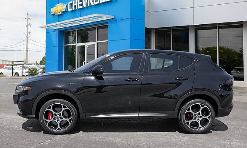 2024 Alfa Romeo Tona...