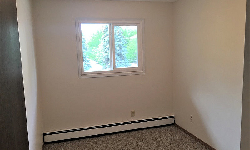 Suites For Rent In N...