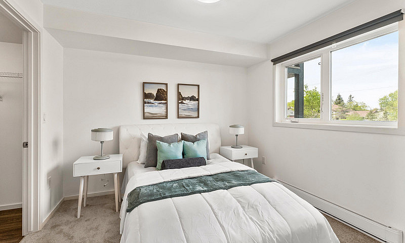 Easy Living | Main F...