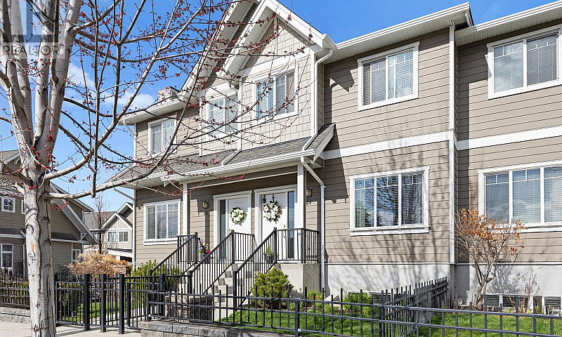 600 Sherwood Road Un...