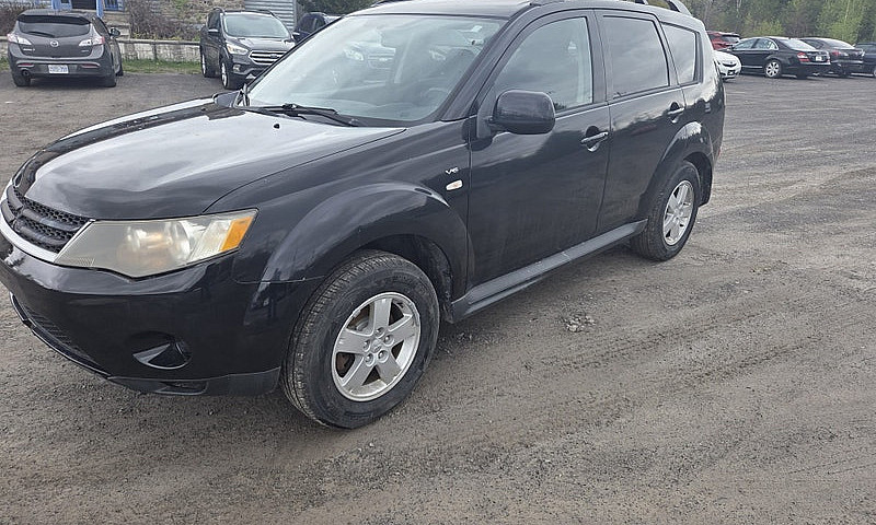 2009 Mitsubishi Outl...