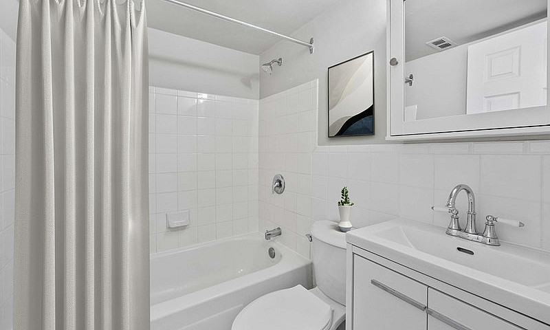 2 Bedroom Apartment ...