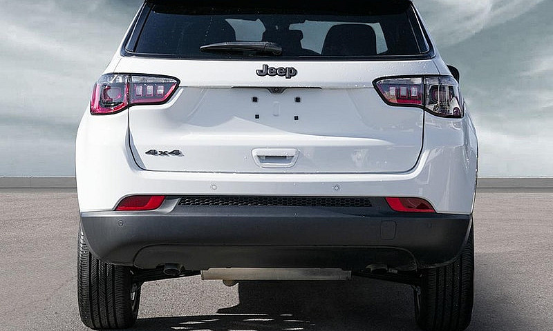 2026 Jeep Compass Li...