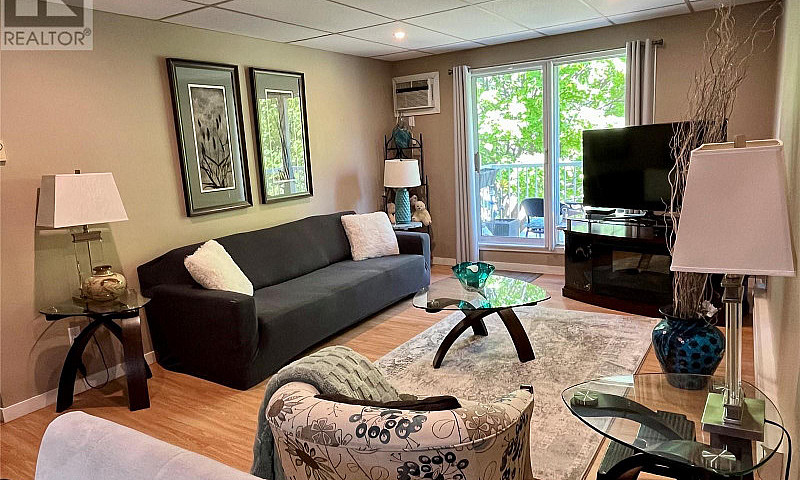 1410 Penticton Avenu...