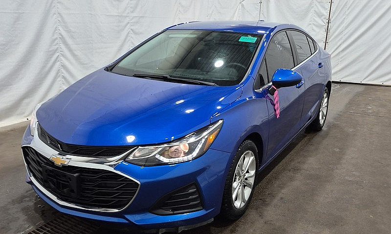 2019 Chevrolet Cruze...