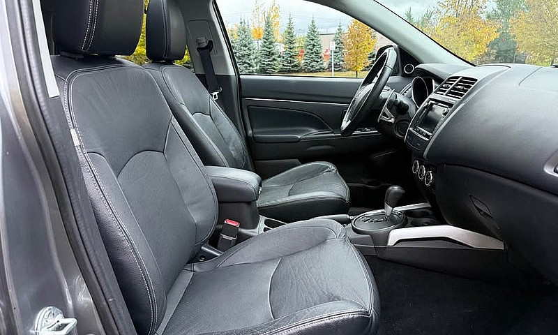 2014 Mitsubishi Rvr ...