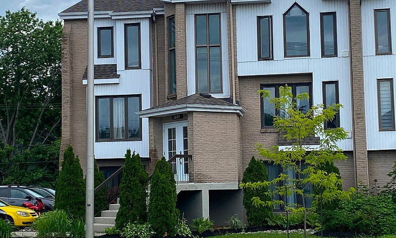 Sixplex À Vendre, Bo...
