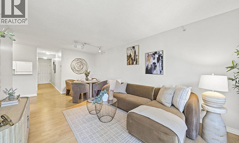 406 3489 Ascot Place...