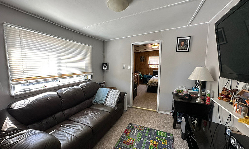 *South Glen Park* 2+...