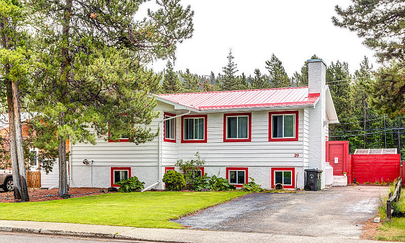 $639,000 #29 Pelly R...