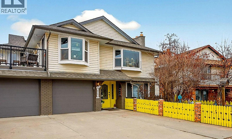 2952 Clapperton Aven...