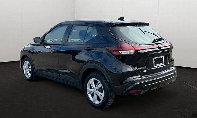 2024 Nissan Kicks S ...