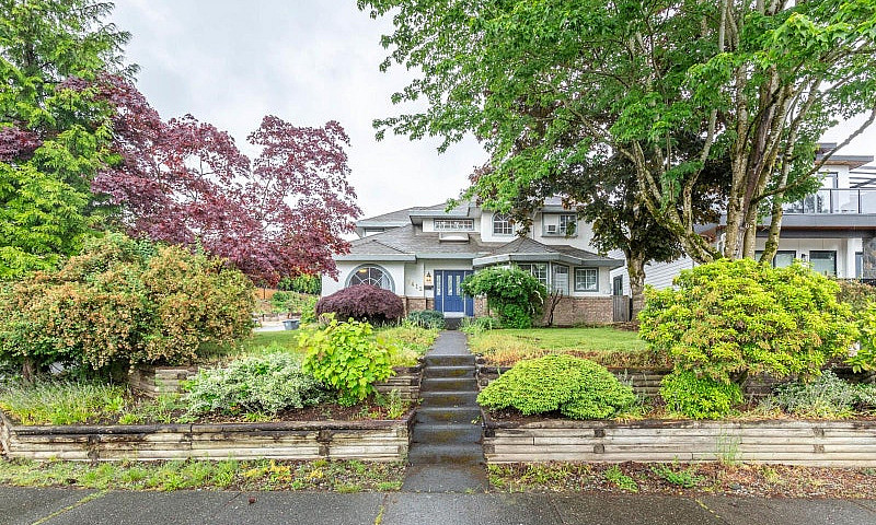 6412 179 Street Surr...