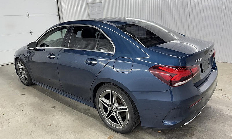 Mercedes-Benz A-Clas...