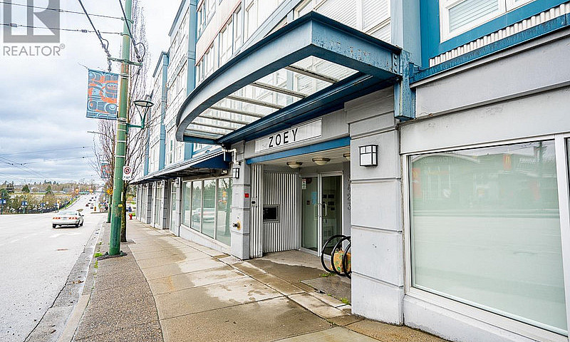 303 3423 E Hastings ...