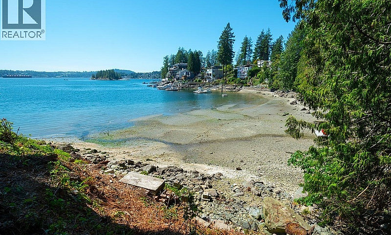 4855 Belcarra Bay Ro...