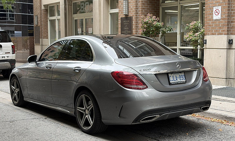 2016 Mercedes-Benz C...