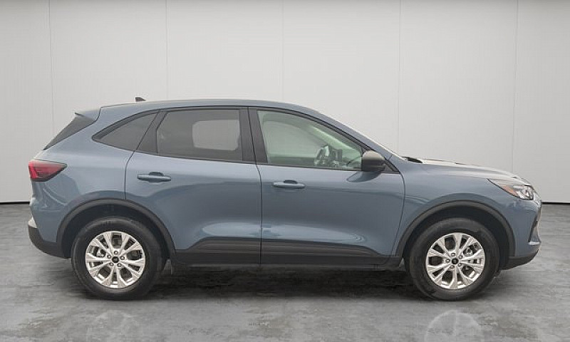 2025 Ford Escape...