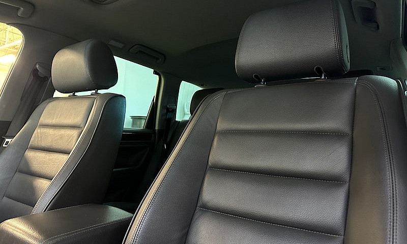 2007 Volkswagen Toua...
