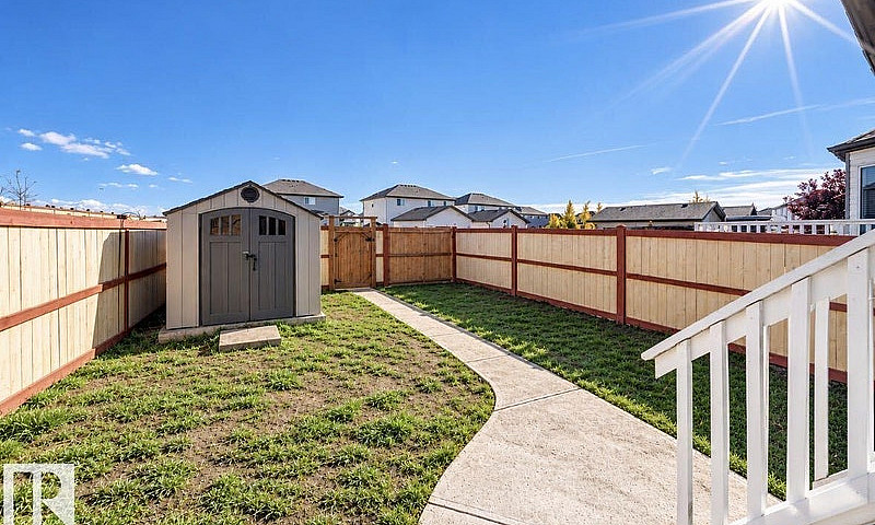 447 Songhurst Pl Led...