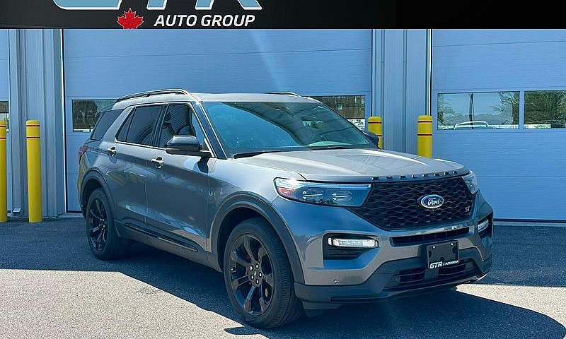 2022 Ford Explorer S...