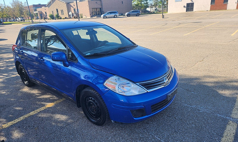 2012 Nissan Versa Sl...