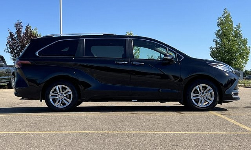 2026 Toyota Sienna L...