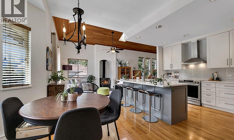 1014 Lanark Place Sq...