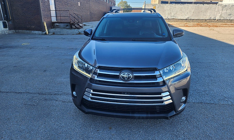 2017 Toyota Highland...