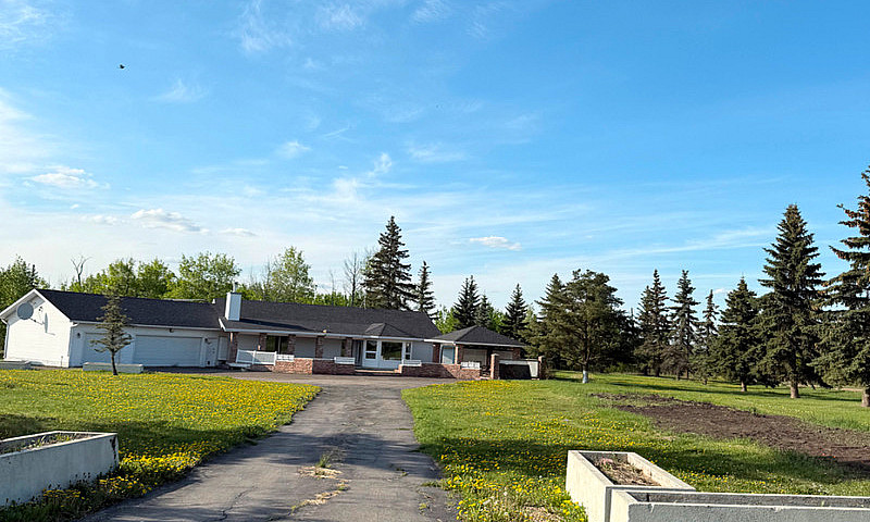 3 Bedroom House, Tri...