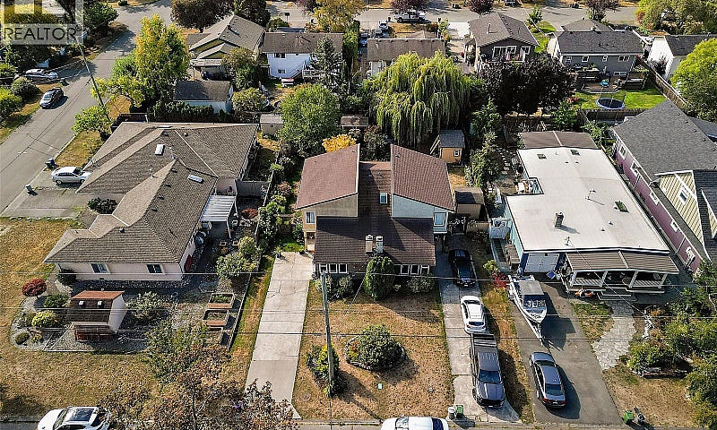 2253 Malaview Ave Si...