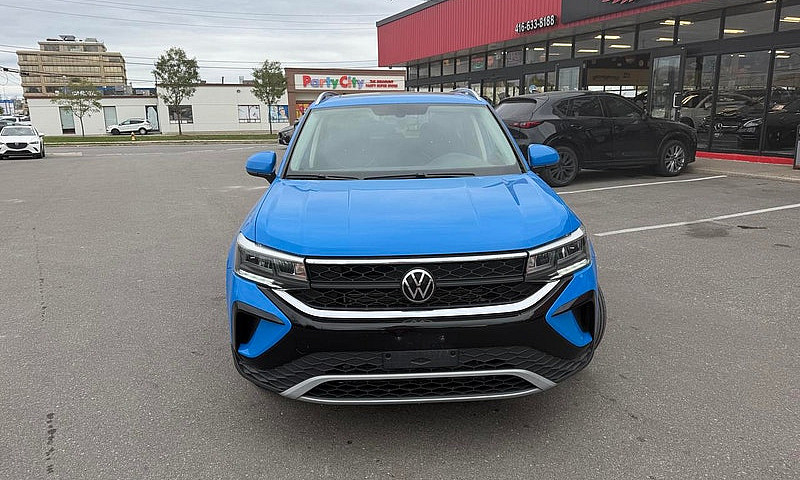 2023 Volkswagen Taos...