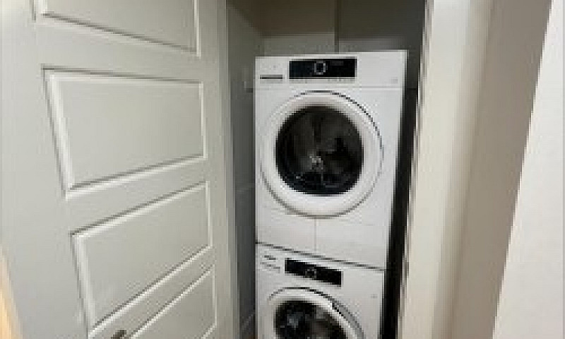 2 Bedroom - Newly Re...