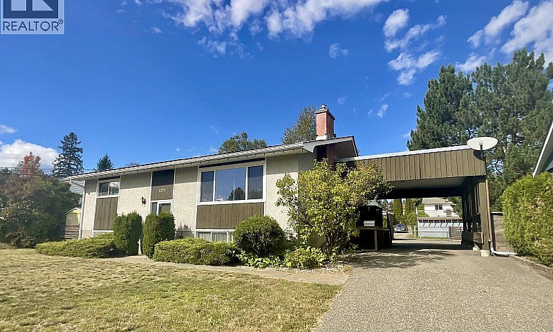 1271 Yorston Avenue ...
