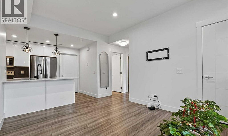 214 Seton Passage Se...