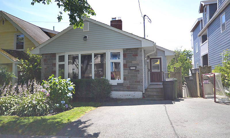 22-075 Large Home In...