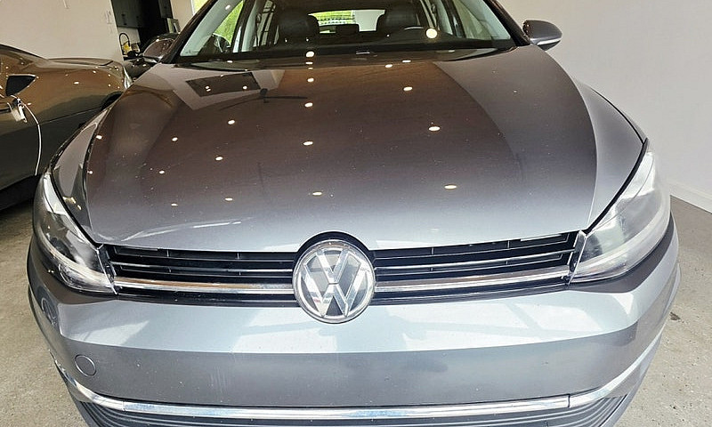 2018 Volkswagen Golf...