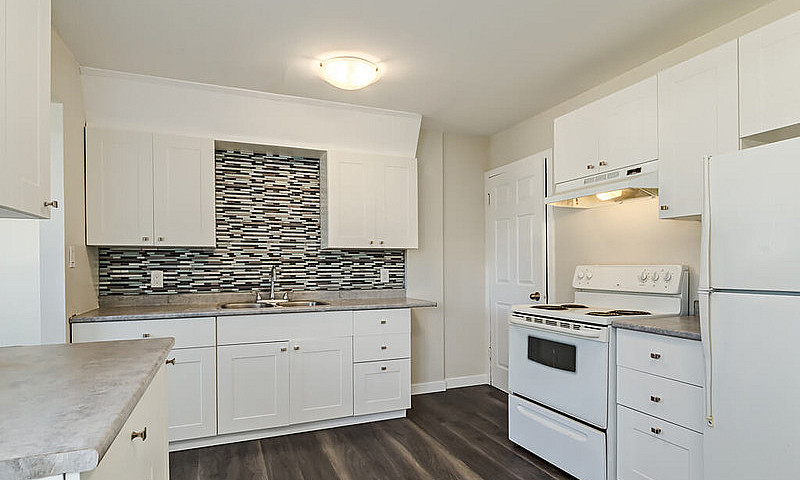 Townhomes With In Su...
